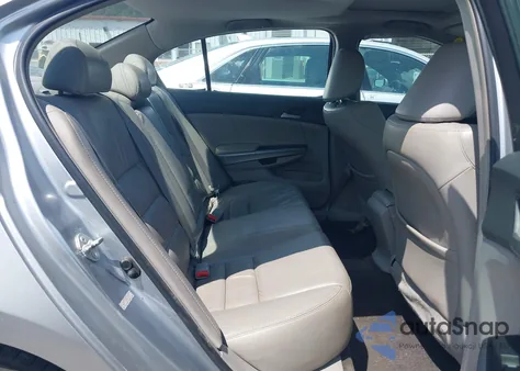 2009 Honda Accord 2.4 Ex-L z USA, uszkodzony, nr VIN 1HGCP26849A072667